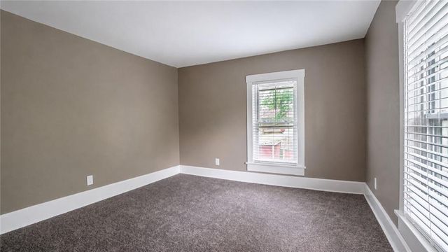 2209 NE 39th Terrace, Kansas City, MO 64116