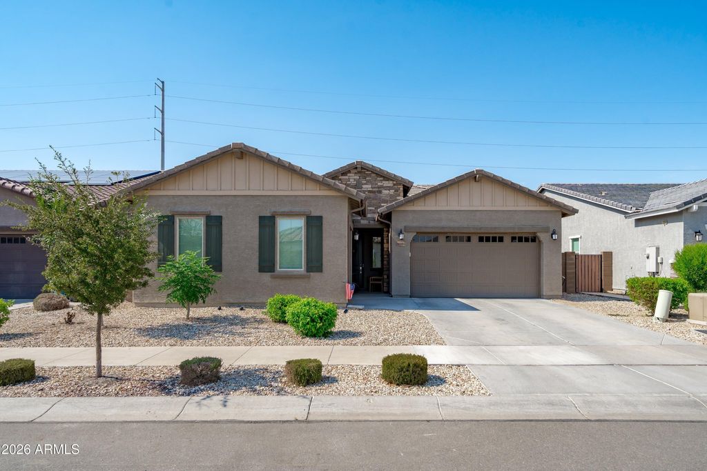 18884 W Shaw Butte Drive, Surprise, AZ 85388 — exterior