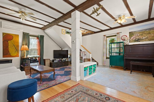 700 High St, Hanson, MA 02341
