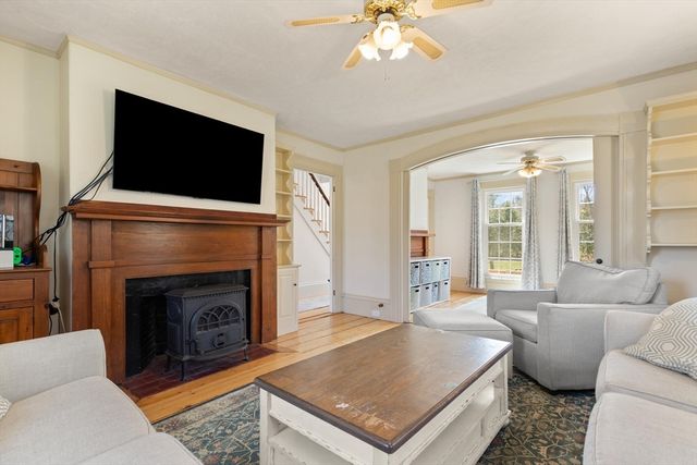 700 High St, Hanson, MA 02341
