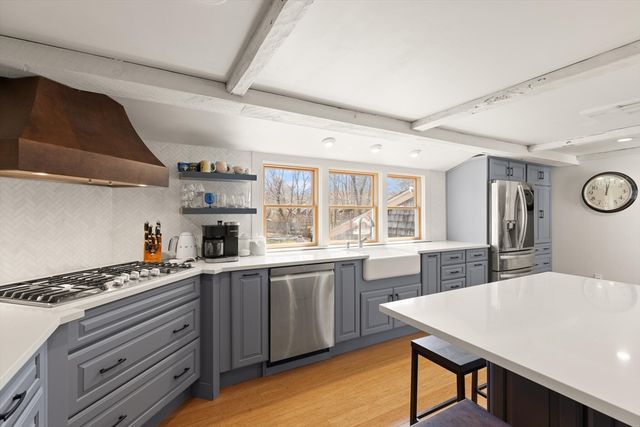 700 High St, Hanson, MA 02341