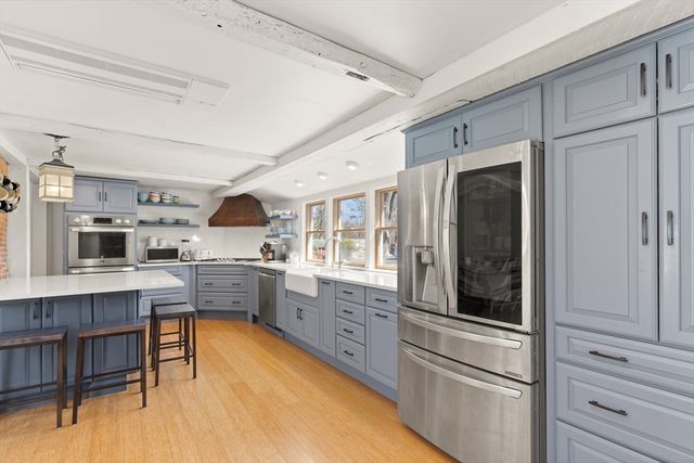 700 High St, Hanson, MA 02341