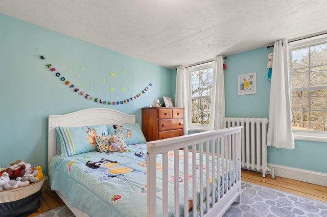 700 High St, Hanson, MA 02341
