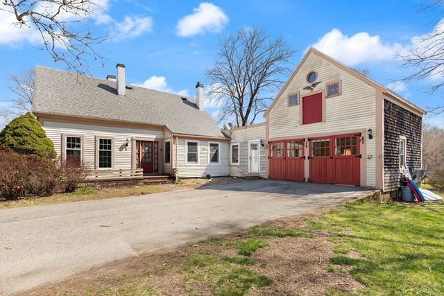 700 High St, Hanson, MA 02341