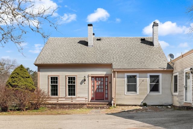 700 High St, Hanson, MA 02341