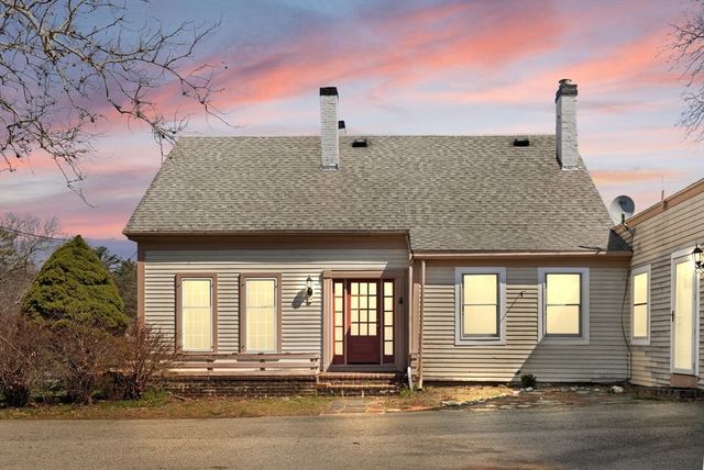 700 High St, Hanson, MA 02341