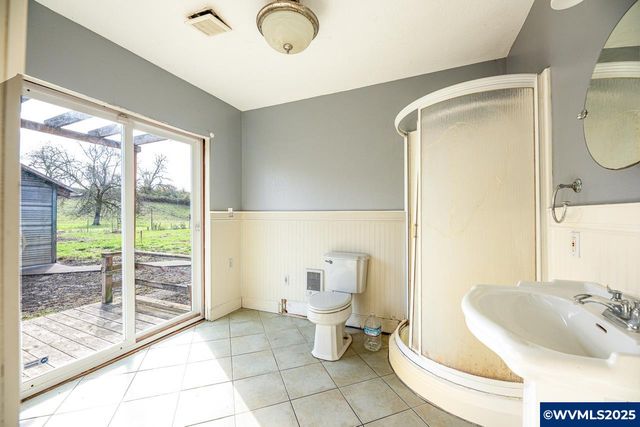 39036 Scravel Hill Rd NE, Albany, OR 97321