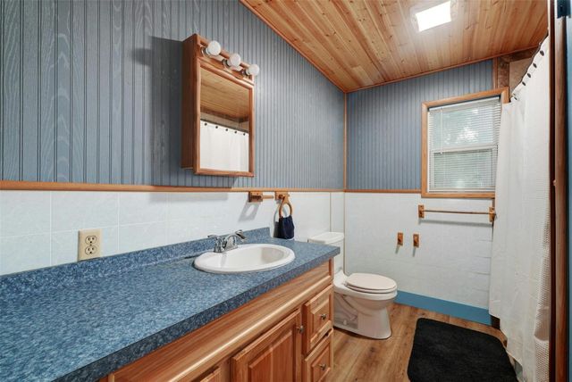 2169 Highway 304, Smithville, TX 78957