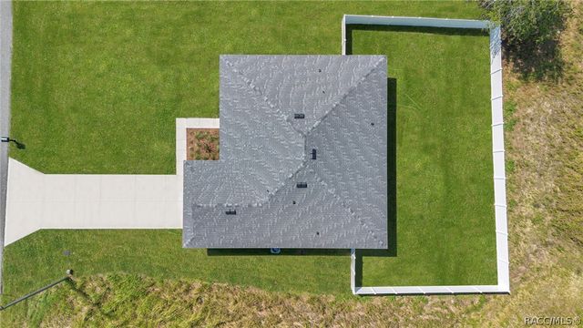 7858 N Merrimac Way, Citrus Springs, FL 34434