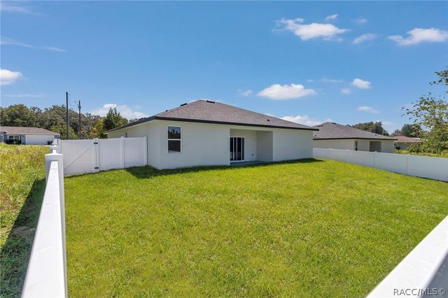 7858 N Merrimac Way, Citrus Springs, FL 34434