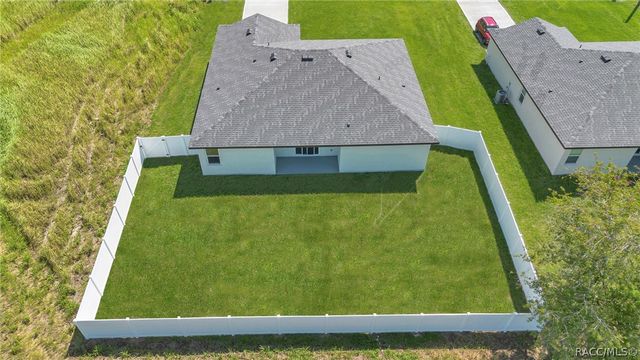 7858 N Merrimac Way, Citrus Springs, FL 34434