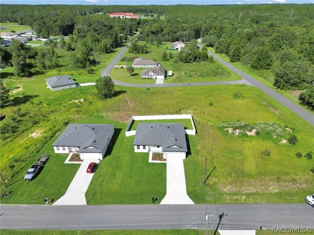 7858 N Merrimac Way, Citrus Springs, FL 34434