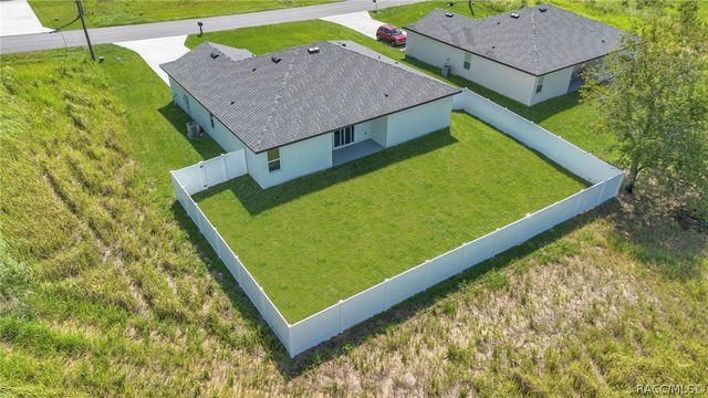 7858 N Merrimac Way, Citrus Springs, FL 34434