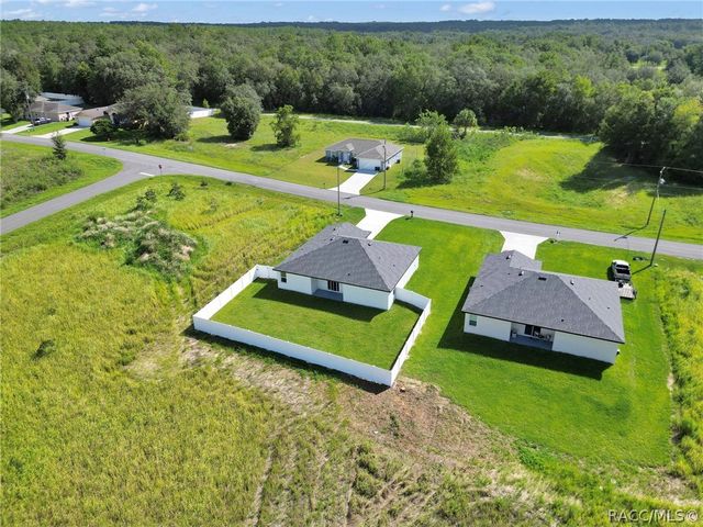 7858 N Merrimac Way, Citrus Springs, FL 34434