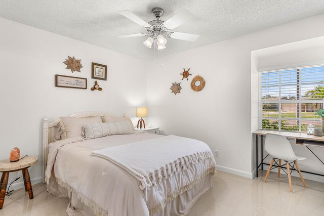 246 Natchez Court, Royal Palm Beach, FL 33411