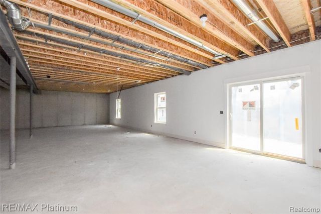 4570 Stillmeadow, Howell, MI 48843