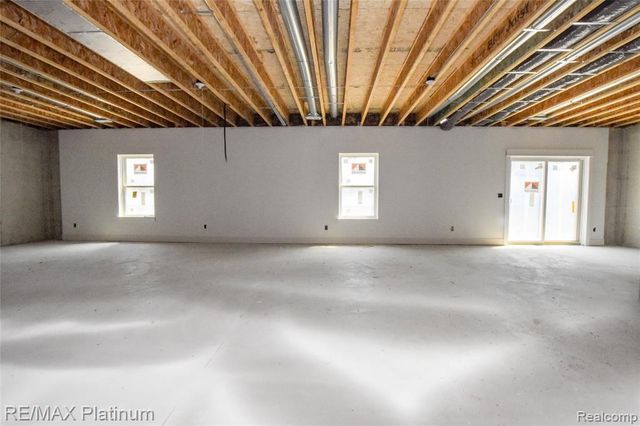 4570 Stillmeadow, Howell, MI 48843