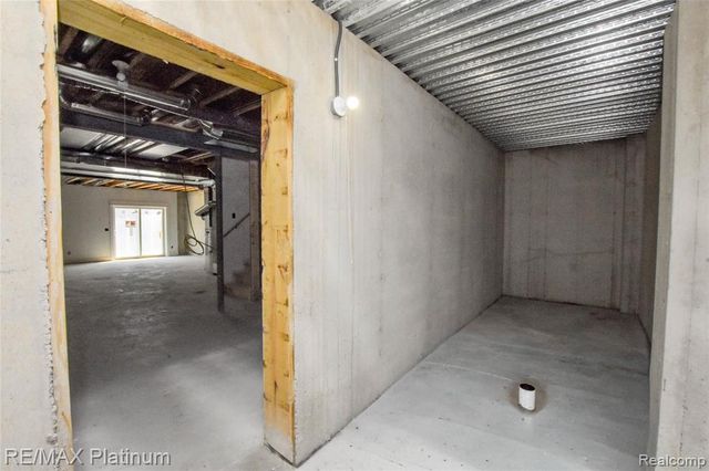 4570 Stillmeadow, Howell, MI 48843
