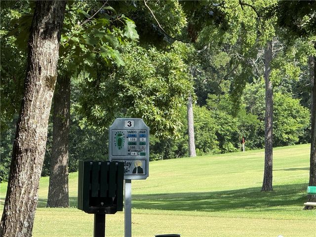 2 Hillcrest Drive, Holiday Island, AR 72631