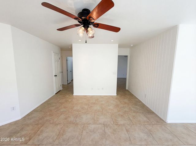 3024 W SALTER Drive, Phoenix, AZ 85027