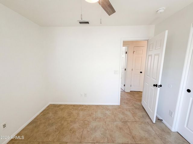 3024 W SALTER Drive, Phoenix, AZ 85027