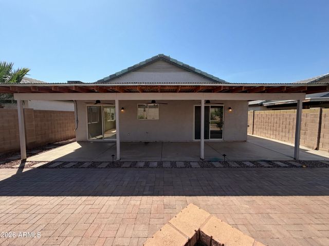 3024 W SALTER Drive, Phoenix, AZ 85027