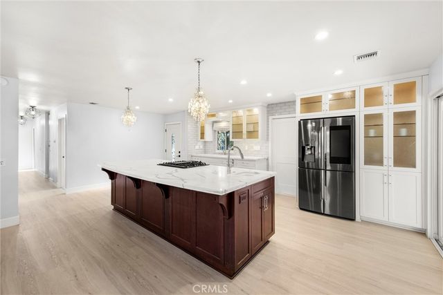 7565 Amethyst Avenue, Rancho Cucamonga, CA 91730