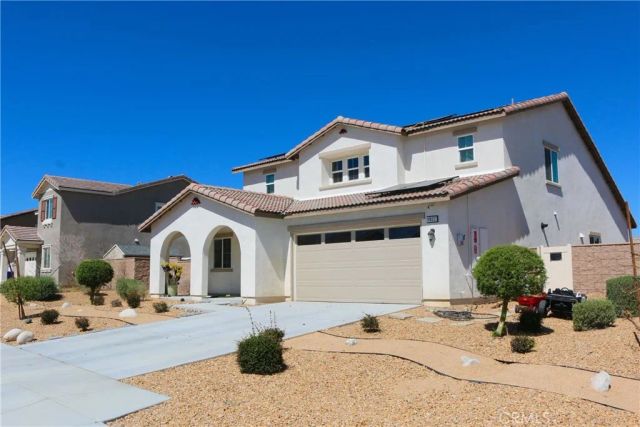 11822 Flushing, Victorville, CA 92392