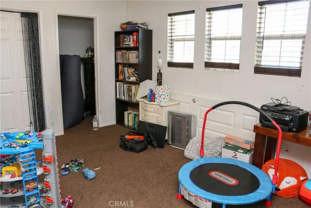 11822 Flushing, Victorville, CA 92392
