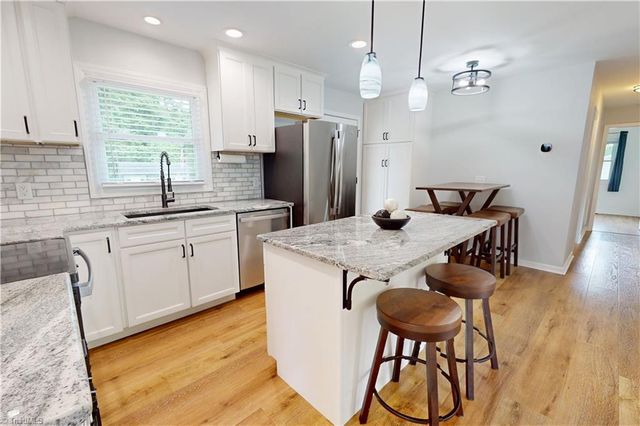 161 Washington Avenue, Mount Airy, NC 27030