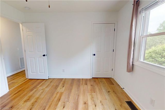 161 Washington Avenue, Mount Airy, NC 27030