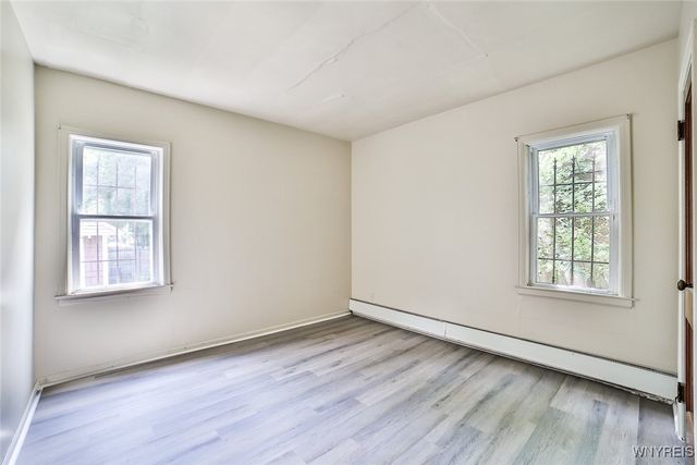 1811 Weston Avenue, Niagara Falls, NY 14305