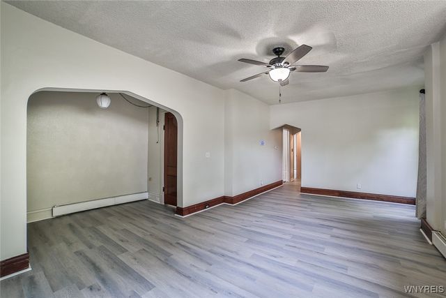 1811 Weston Avenue, Niagara Falls, NY 14305