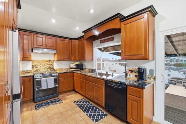 1435 Discovery Bay Blvd, Discovery Bay, CA 94505