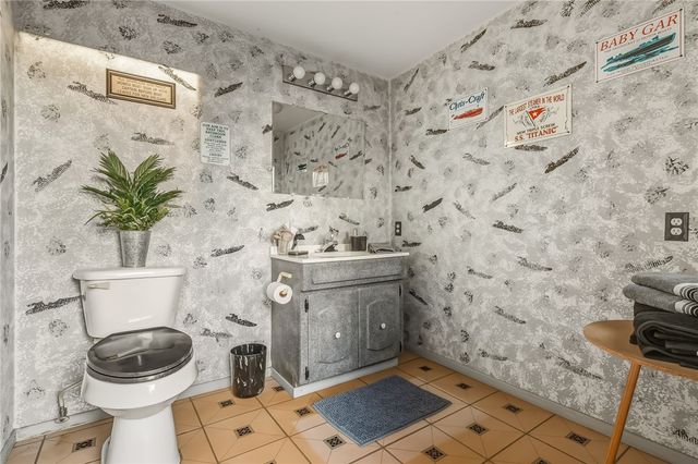 1370 E Dike Road, Mohave Valley, AZ 86440