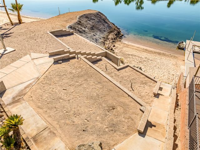 1370 E Dike Road, Mohave Valley, AZ 86440