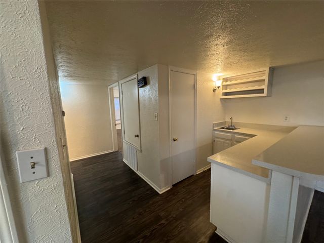 2905 WOODLARK Drive, Fort Worth, TX 76123