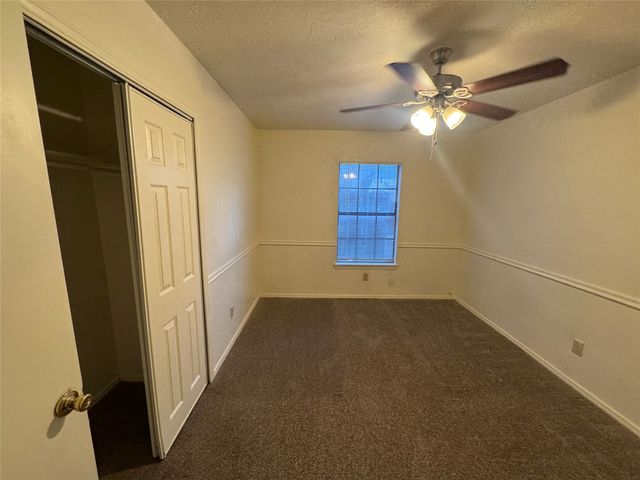 2905 WOODLARK Drive, Fort Worth, TX 76123