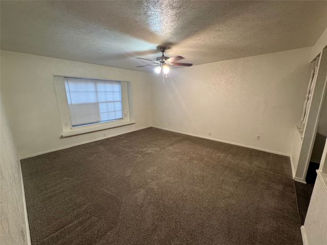 2905 WOODLARK Drive, Fort Worth, TX 76123