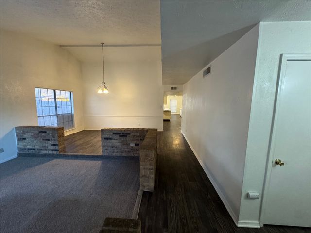 2905 WOODLARK Drive, Fort Worth, TX 76123