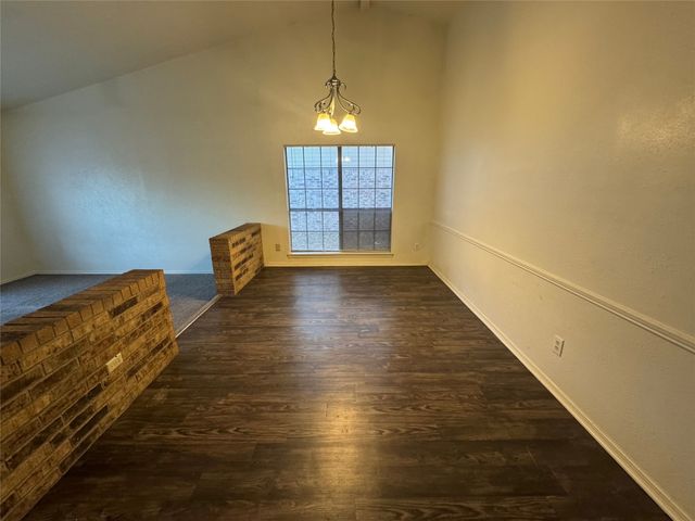 2905 WOODLARK Drive, Fort Worth, TX 76123