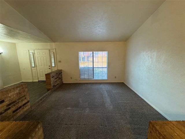 2905 WOODLARK Drive, Fort Worth, TX 76123