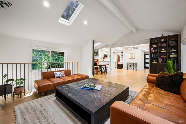 16 Iron Springs Rd, Fairfax, CA 94930