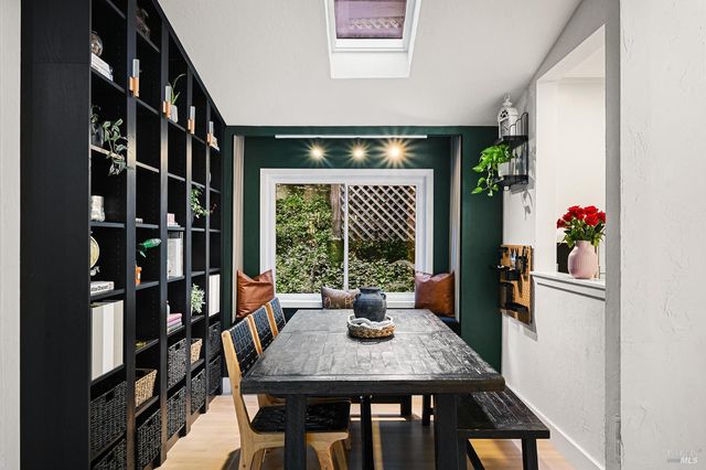 16 Iron Springs Rd, Fairfax, CA 94930