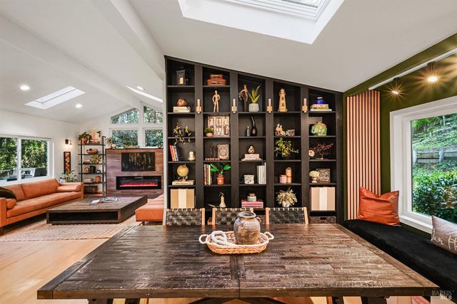 16 Iron Springs Rd, Fairfax, CA 94930