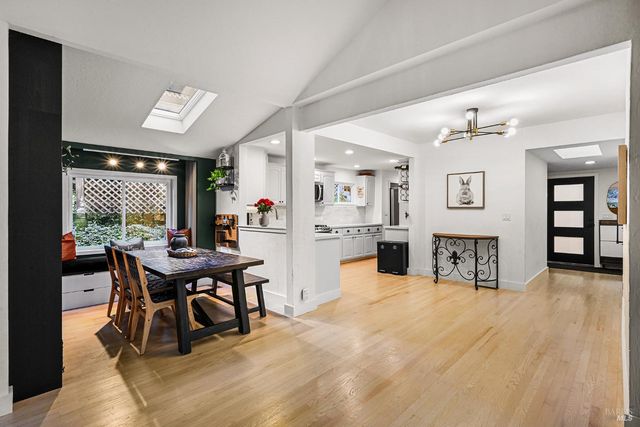 16 Iron Springs Rd, Fairfax, CA 94930