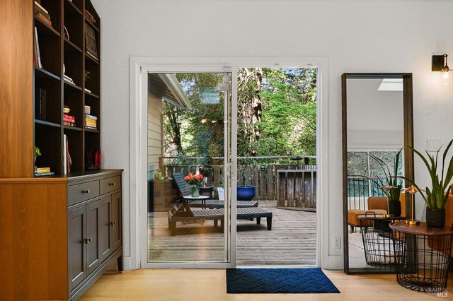 16 Iron Springs Rd, Fairfax, CA 94930