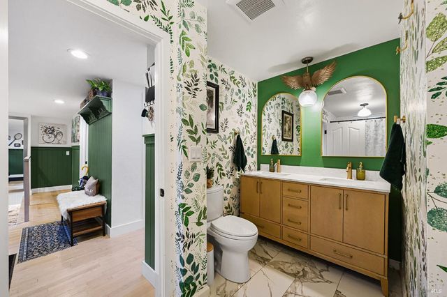 16 Iron Springs Rd, Fairfax, CA 94930