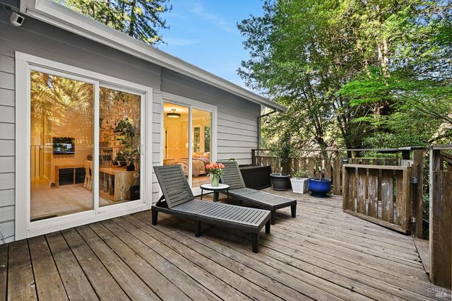 16 Iron Springs Rd, Fairfax, CA 94930