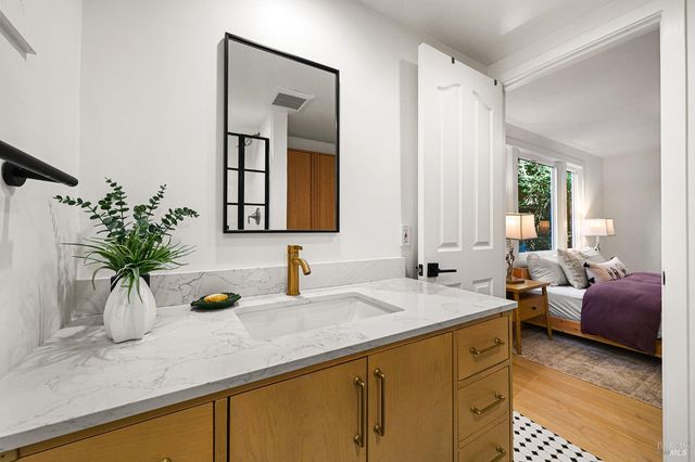 16 Iron Springs Rd, Fairfax, CA 94930